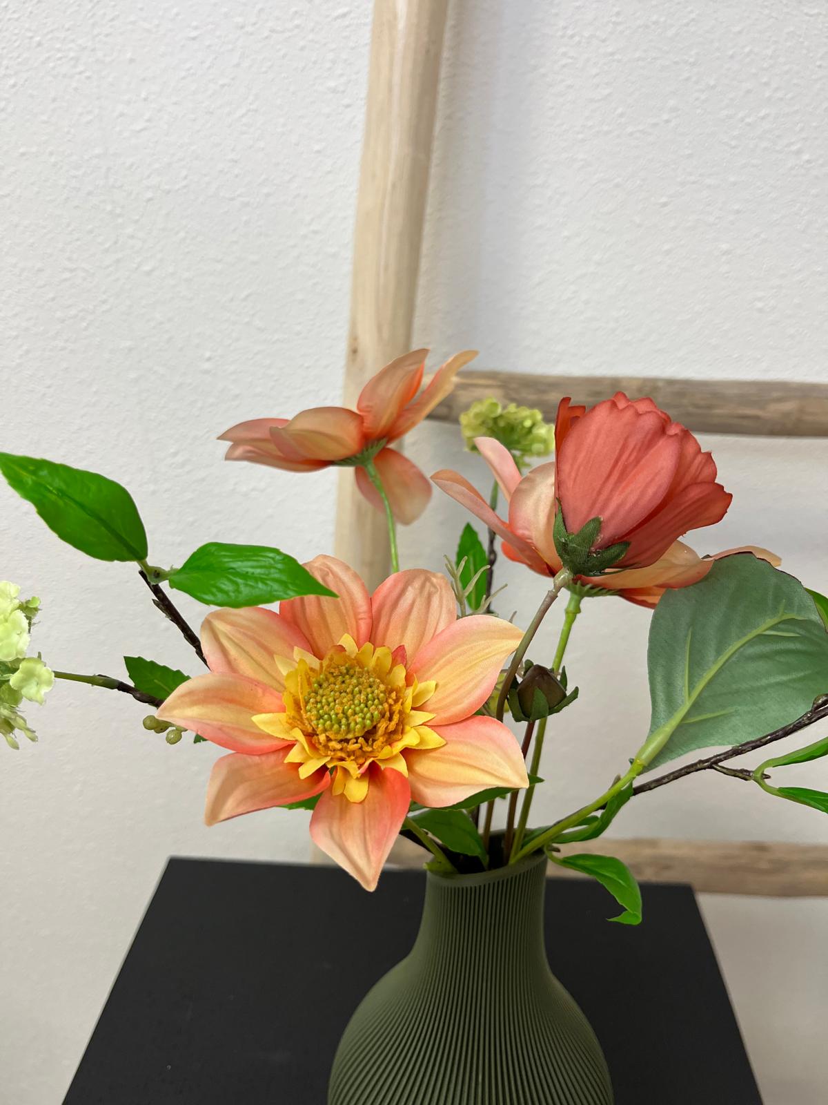 Vaasje + bloemen Fleura