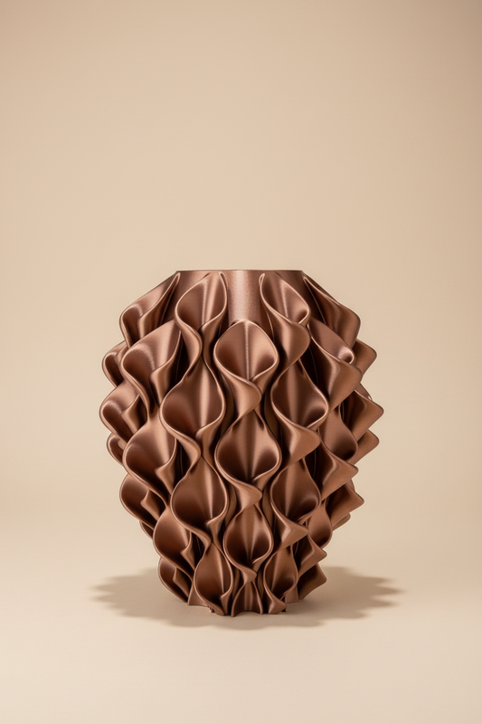 Bruine golvende vaas studio