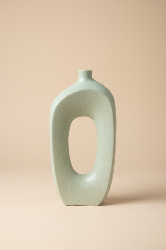 Smallere mintgroene vaas studio